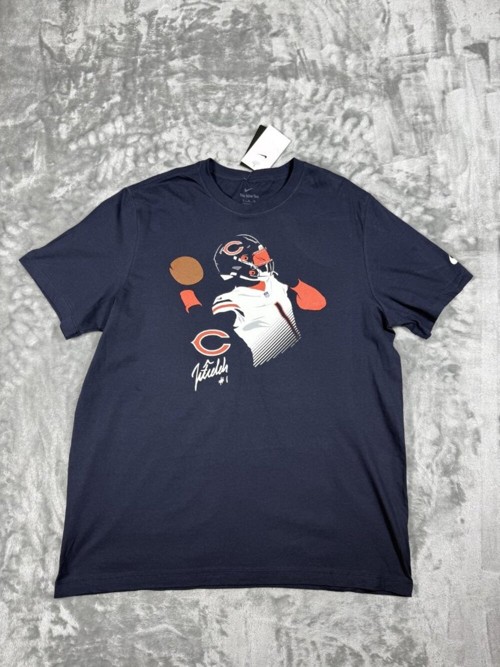 New Chicago Bears Shirt Men's XL Blue NFL Football Justin Fields 1 Nike Tee